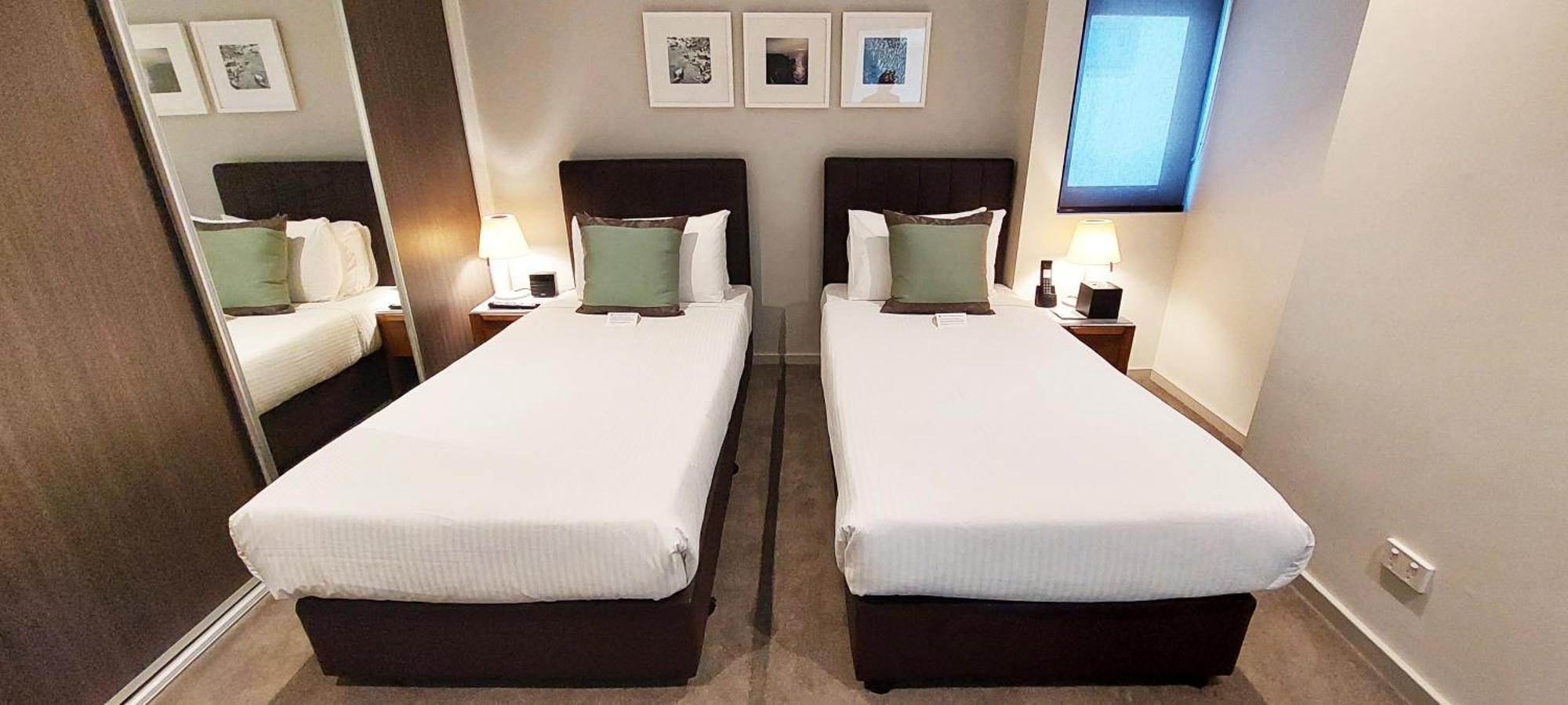 The Branksome Hotel & Residences Сідней Екстер'єр фото Two single beds