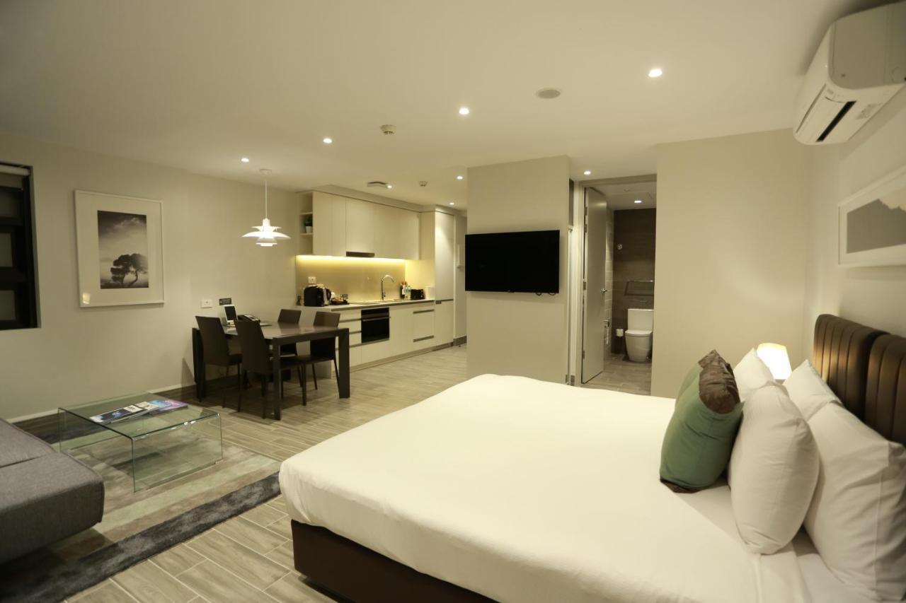 The Branksome Hotel & Residences Сідней Екстер'єр фото A typical studio apartment